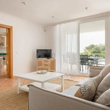 Pepe By * Es Mercadal